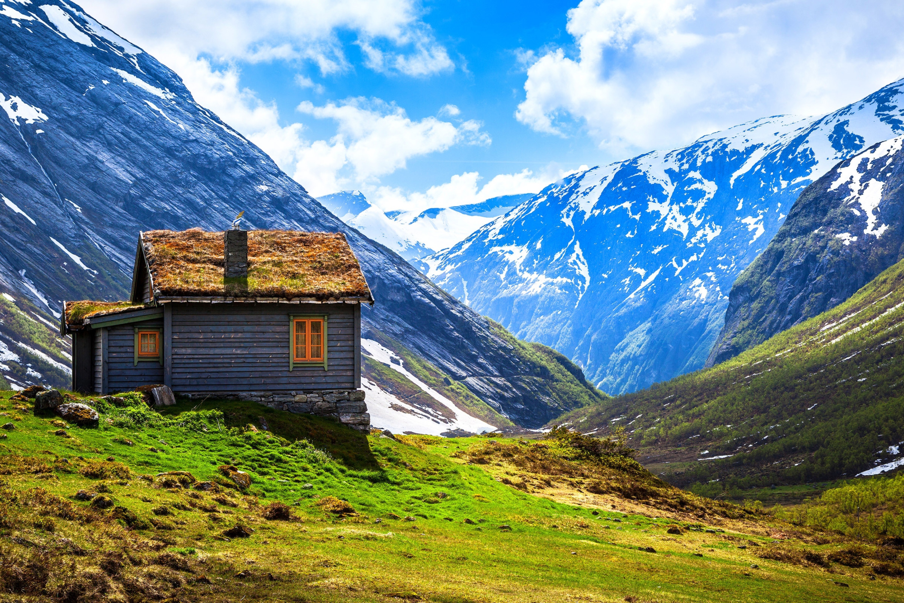 Норвегия — страна фьордов, необычной кухни и захватывающих пейзажей