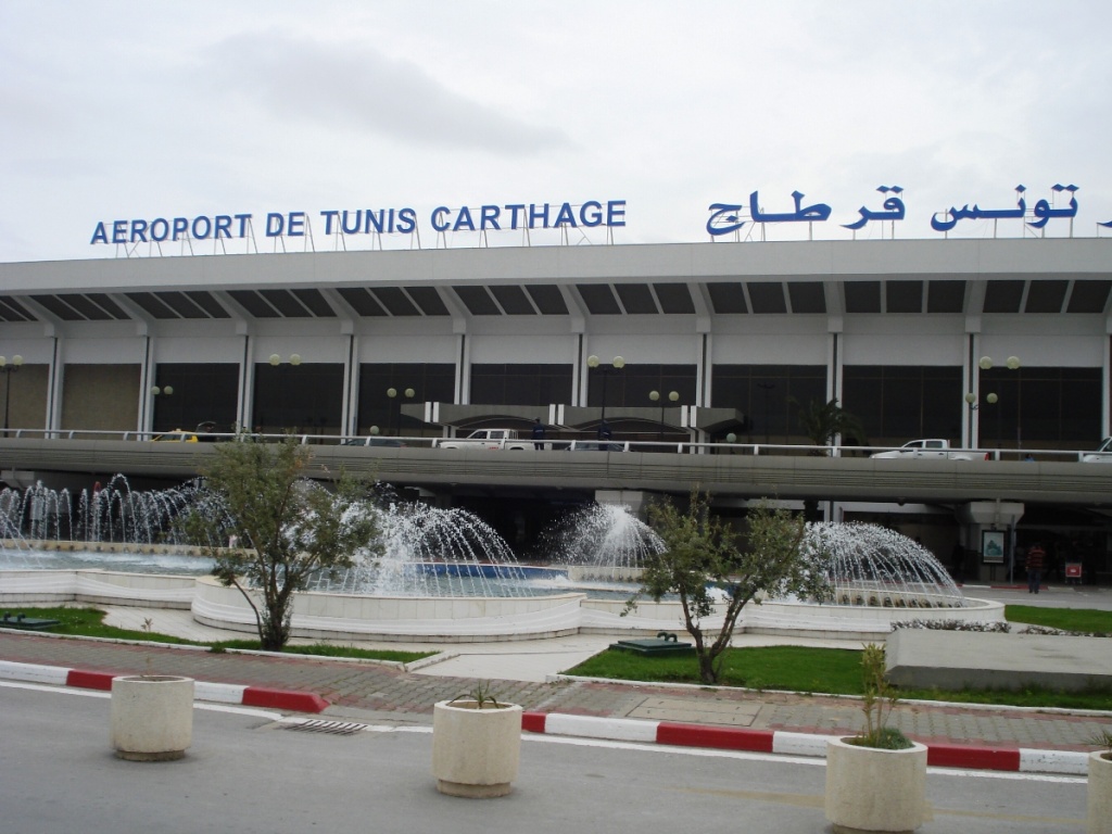 Тунис аэропорт.jpg