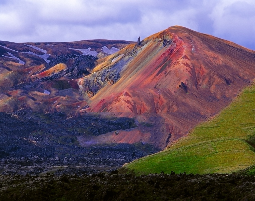 Цветные горы Ландманналаугар.jpg